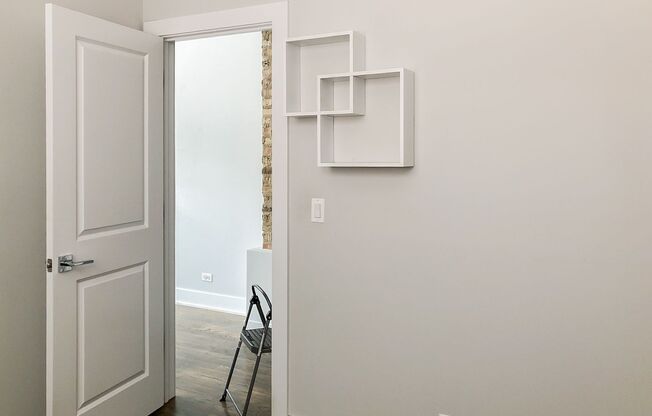 1 bed, 1 bath, 673 sqft, $2,050, Unit 3915-GS