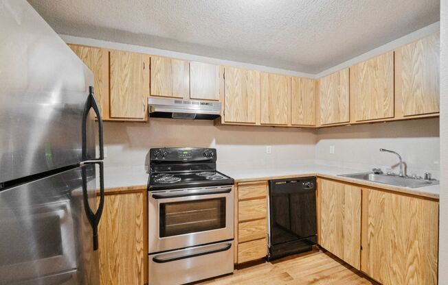 2 beds, 1 bath, 687 sqft, $1,950, Unit B104