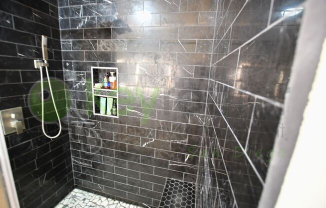 2 beds, 2 baths, $3,000