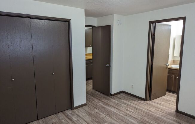 1 bed, 1 bath, $1,050, Unit Anita 3576