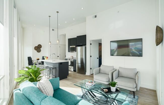 2 beds, 2 baths, 865 sqft, $1,799, Unit Unit 202