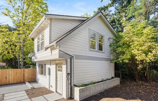 Brand-New 2BR/2BA DADU in North Seattle