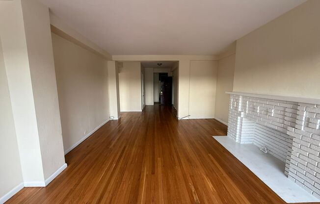 2 beds, 2 baths, 1,772 sqft, $2,200, Unit Old King Edward 61