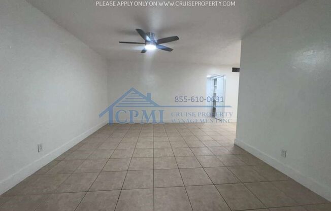 1 bed, 1 bath, 744 sqft, $1,725, Unit 38