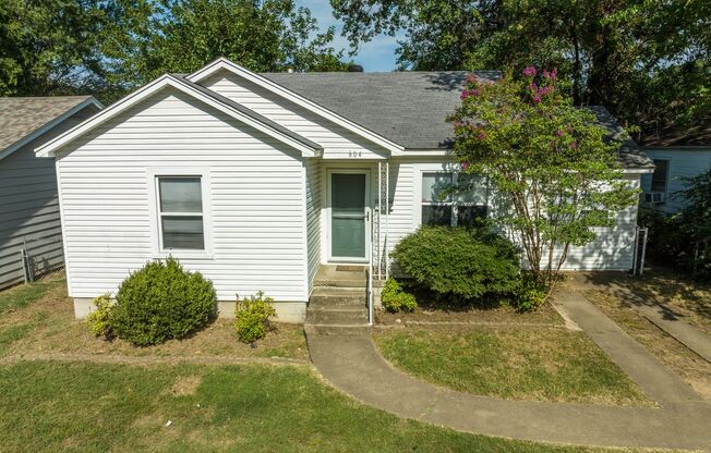 Freshly Updated 3 Bedroom House