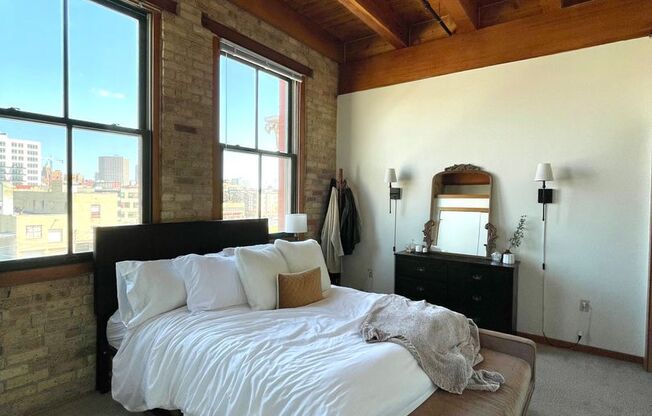 2 beds, 2 baths, 1,025 sqft, $2,025, Unit 318