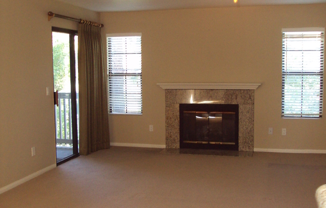 Stylish 2-Bedroom Condo in Sought-After Carmel Trails Community