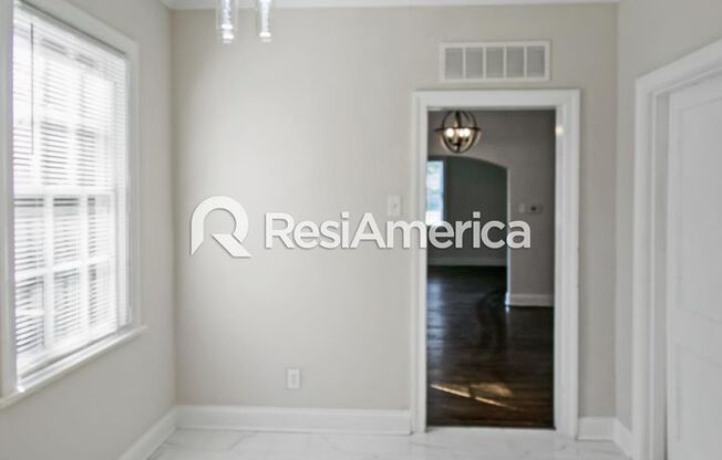 Beautifully Renovated Rental Near Rhodes College!