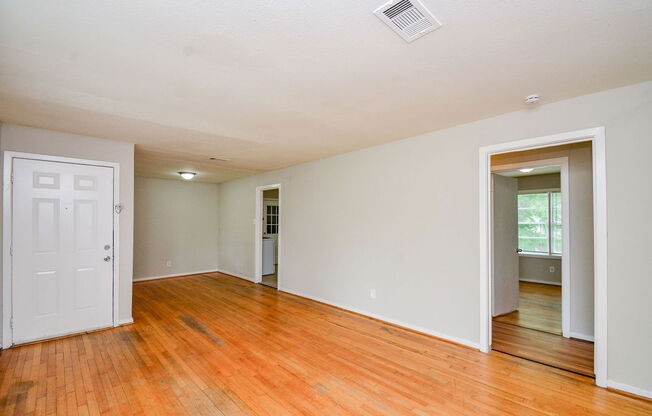 4419 FRIAR PT RD