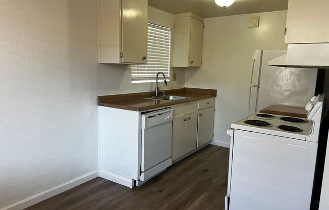 1 bed, 1 bath, 620 sqft, $2,694, Unit 2483 UNIT #1