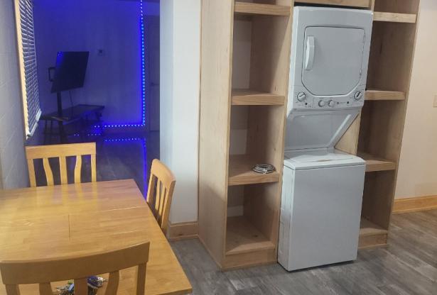 1 bed, 1 bath, 900 sqft, $1,800