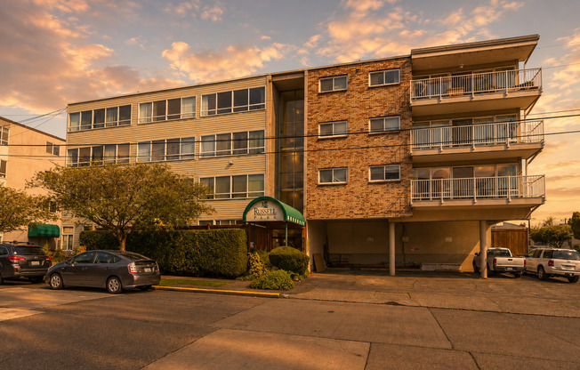 Studio, 1 bath, $1,195, Unit C-303