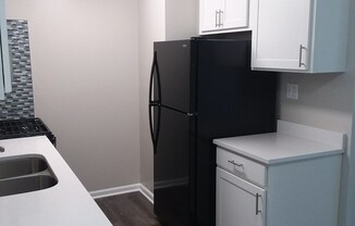 1 bed, 1 bath, 700 sqft, $1,495, Unit 977-106