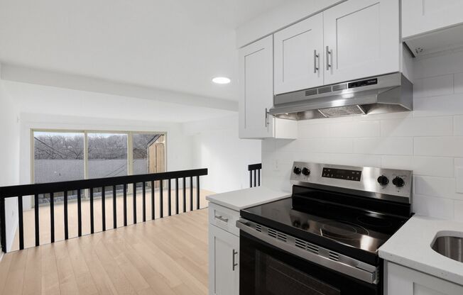 1 bed, 1 bath, 590 sqft, $1,395, Unit 315