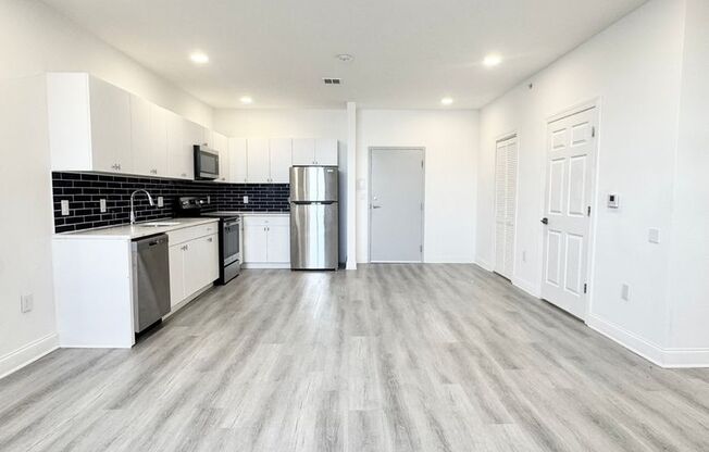 1 bed, 1 bath, 620 sqft, $1,250, Unit 309