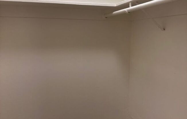 1 bed, 1 bath, 625 sqft, $1,950, Unit 111