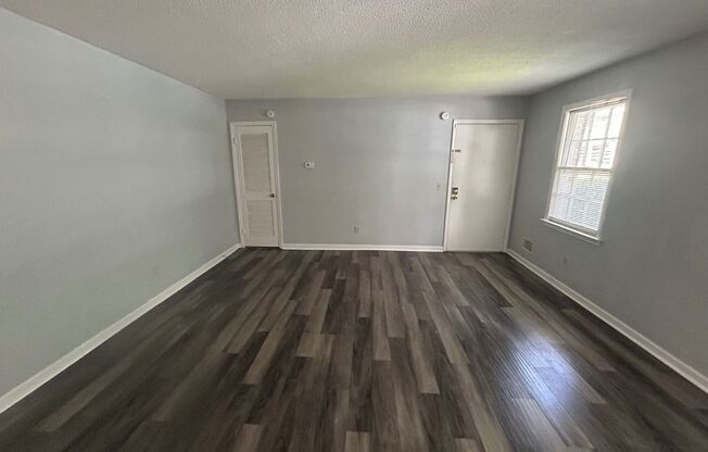 715-B Montague, Columbia, SC 29209