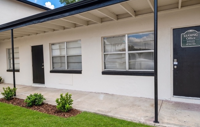 5261 Alhambra Dr