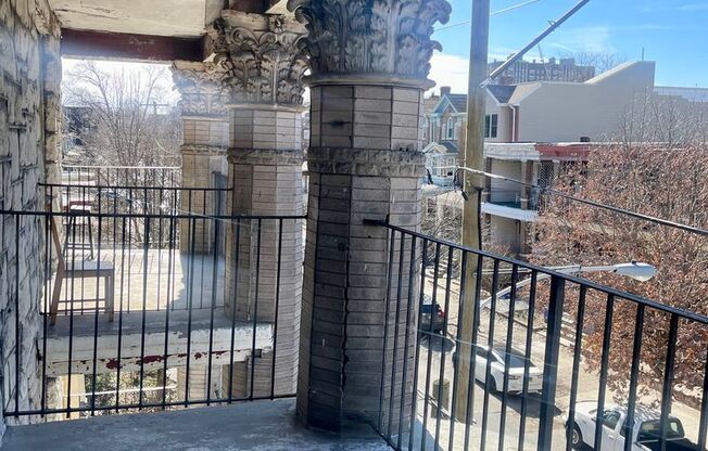 3 beds, 1 bath, 1,400 sqft, $1,595, Unit 207-A7