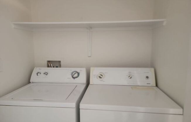 2 beds, 2 baths, $1,400