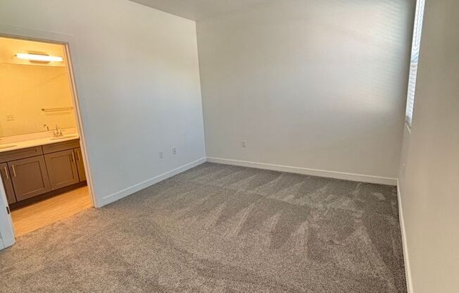 3 beds, 2.5 baths, 1,651 sqft, $2,145, Unit 591