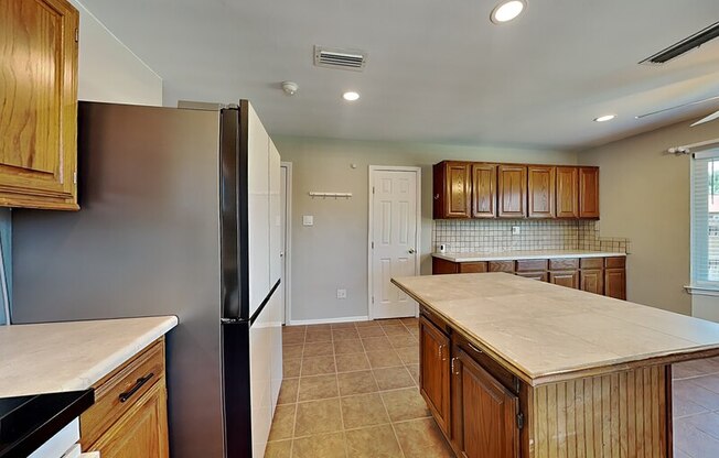 3100 FAIRGATE DR