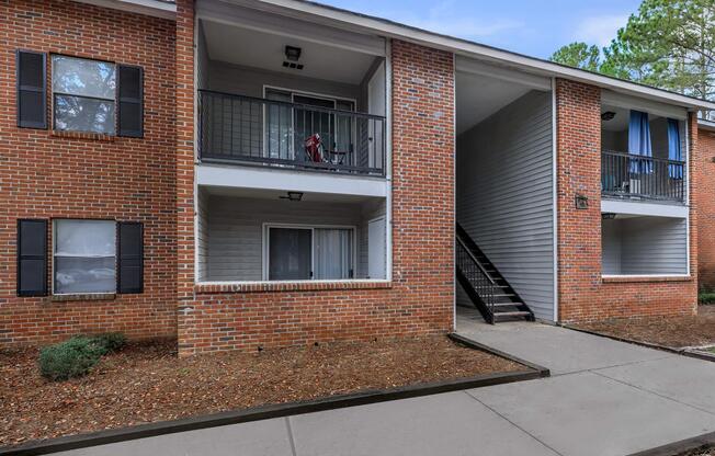 BALCONY OR PATIO IN APARTMENTS FOR RENT IN COLUMBUS, GA