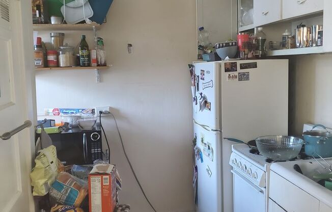 1 bed, 1 bath, 750 sqft, $1,350, Unit #10