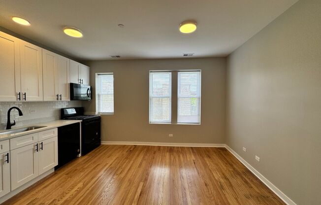 1 bed, 1 bath, $1,575, Unit 106