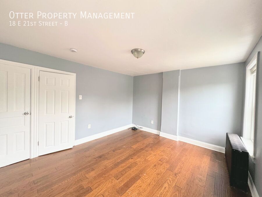 18 E 21 ST
