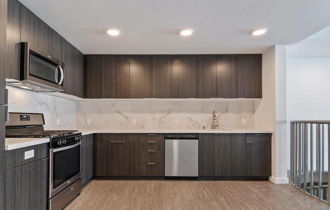 1 bed, 1 bath, 2,308 sqft, $5,600, Unit 232