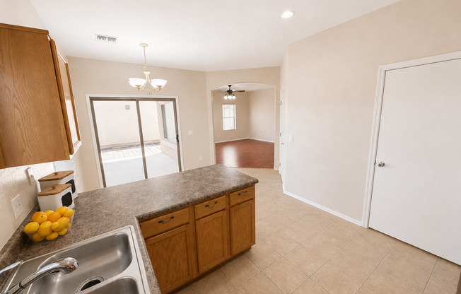 3 beds, 2.5 baths, $1,994