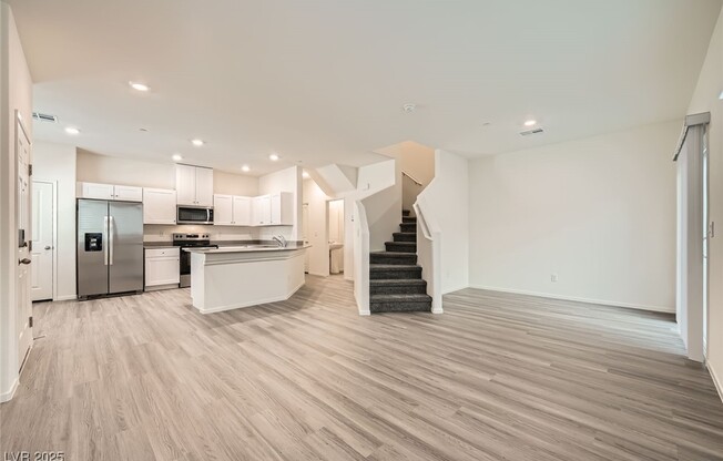 7865 PANDORA SKY ST