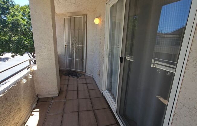 2 beds, 1.5 baths, $1,650, Unit UNIT 4701