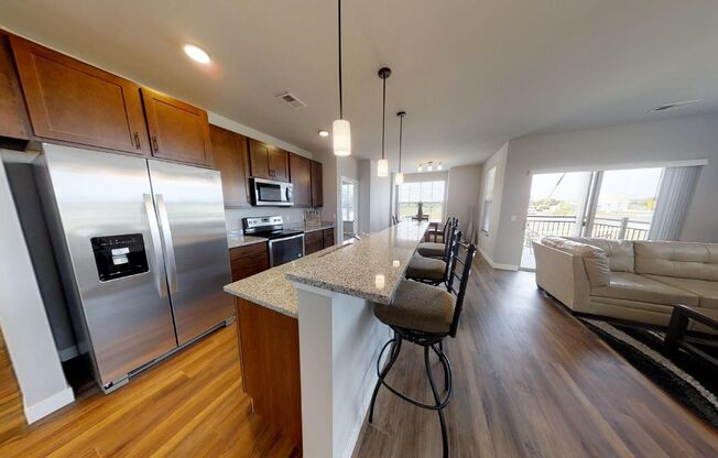 2 beds, 2 baths, 1,141 sqft, $1,795, Unit 205