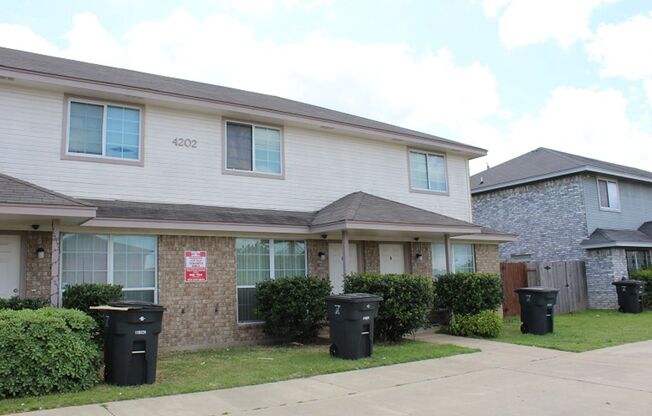 4202 Gus Dr