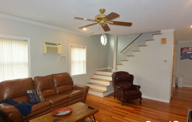 56 Westminster Ave