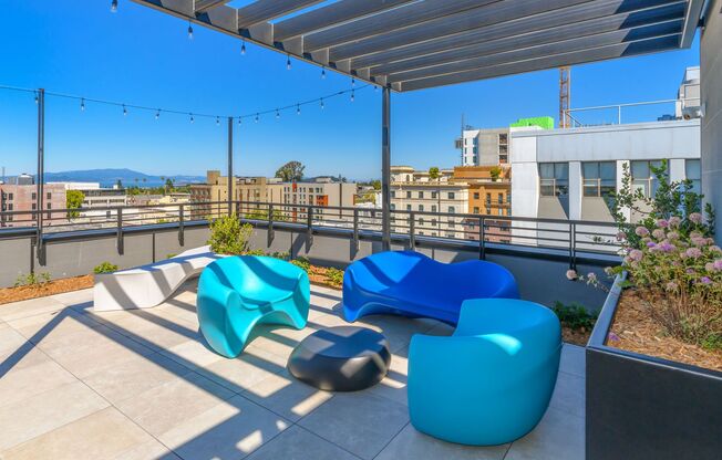 Studio, 1 bath, 349 sqft, $1,500, Unit 606A (Shared Studio, Female)