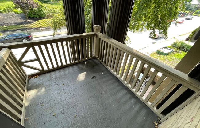 1 bed, 1 bath, 640 sqft, $1,249, Unit 7227 Penn Ave. #2A