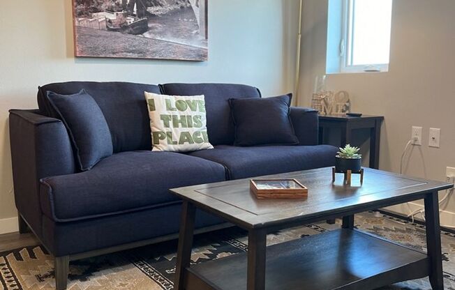 Studio, 1 bath, 349 sqft, $1,350, Unit 9-E