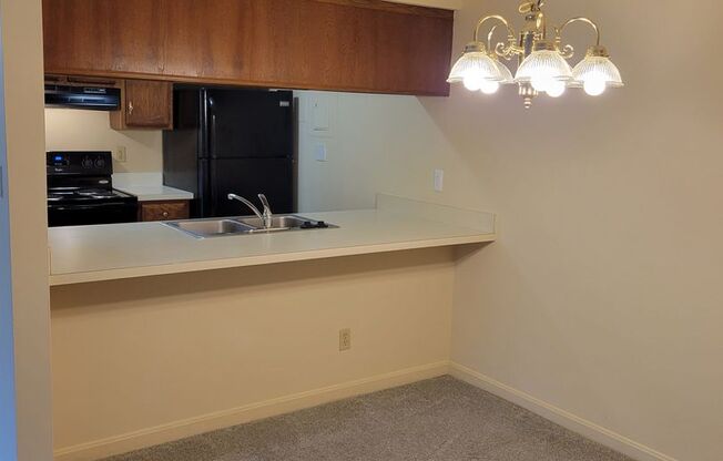 1 bed, 1 bath, 790 sqft, $915, Unit 5081