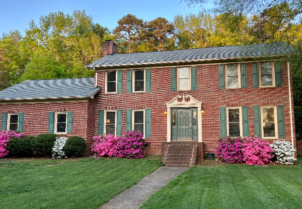 824 BALSAM TERRACE