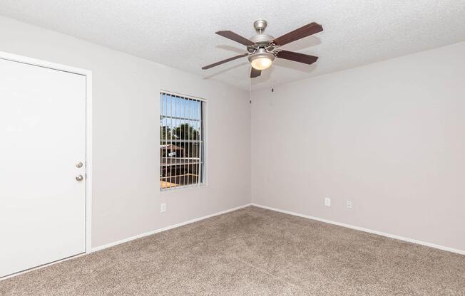 1 bed, 1 bath, 659 sqft, $810