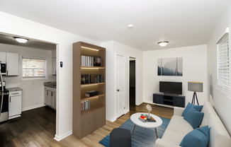 1 bed, 1 bath, 650 sqft, $790, Unit 1080-2