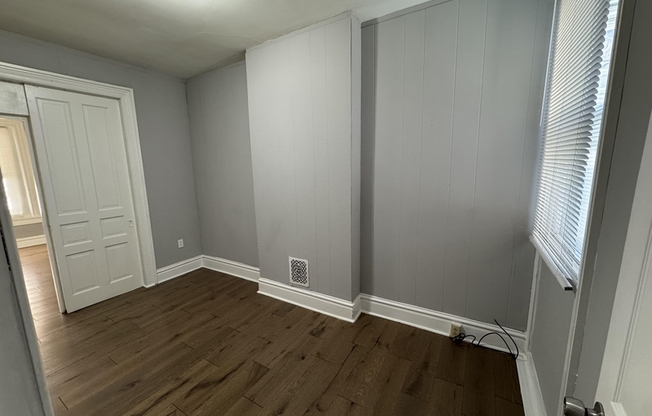 1671 MARGARET ST