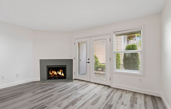 1 bed, 1 bath, 602 sqft, $1,595, Unit D-125
