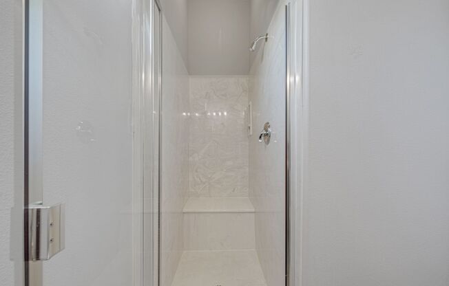 3 beds, 3.5 baths, $5,295