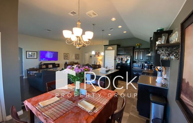 4 beds, 2 baths, $1,900