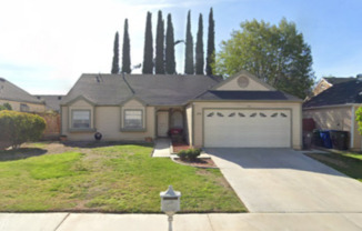 3 beds, 2 baths, $2,500