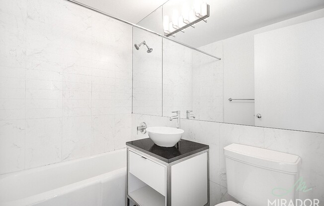 1 bed, 1 bath, $6,600, Unit 18A